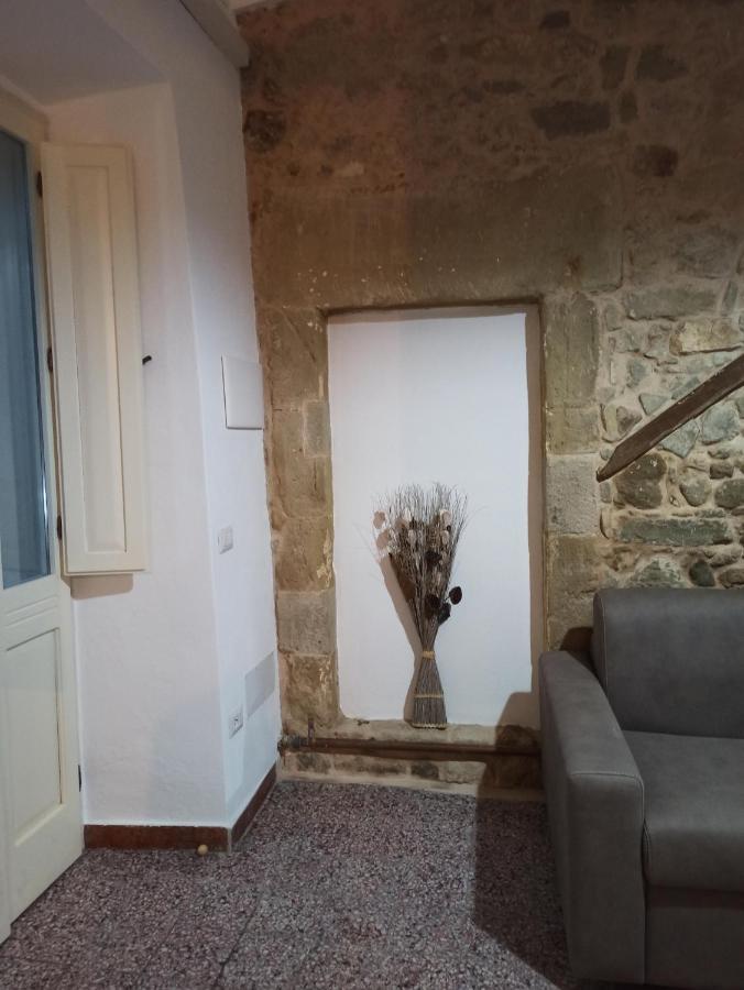 Piazza San Giorgio Hotel Dolianova Eksteriør billede