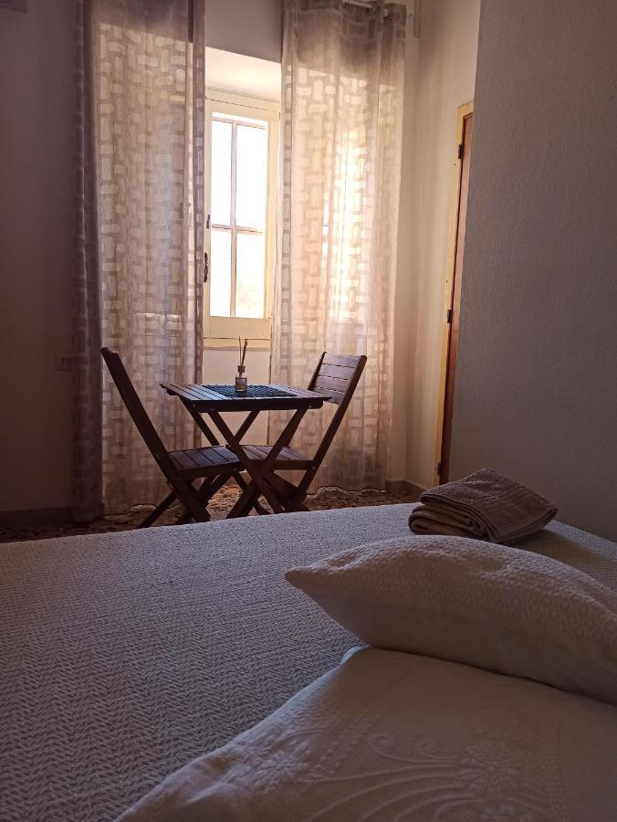 Piazza San Giorgio Hotel Dolianova Værelse billede